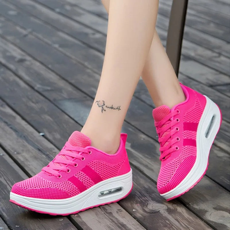 Orthopedic sneakers with air bubbles