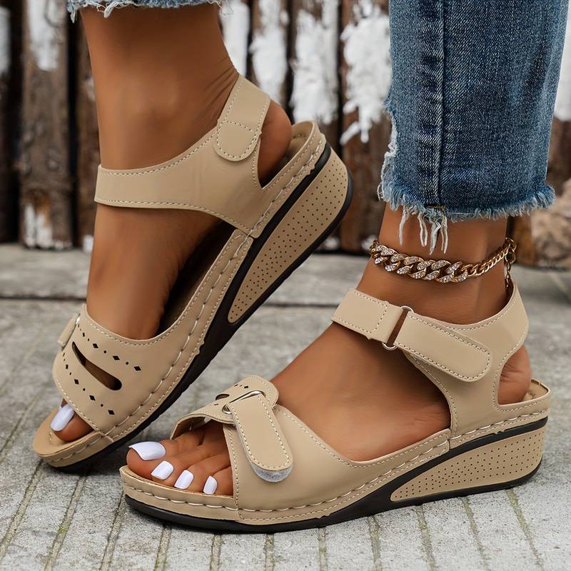 Alfreda Orthopedic Sandal